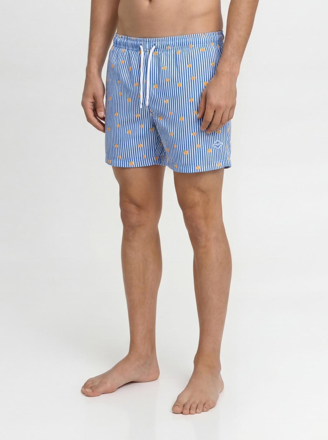 model_shot-front