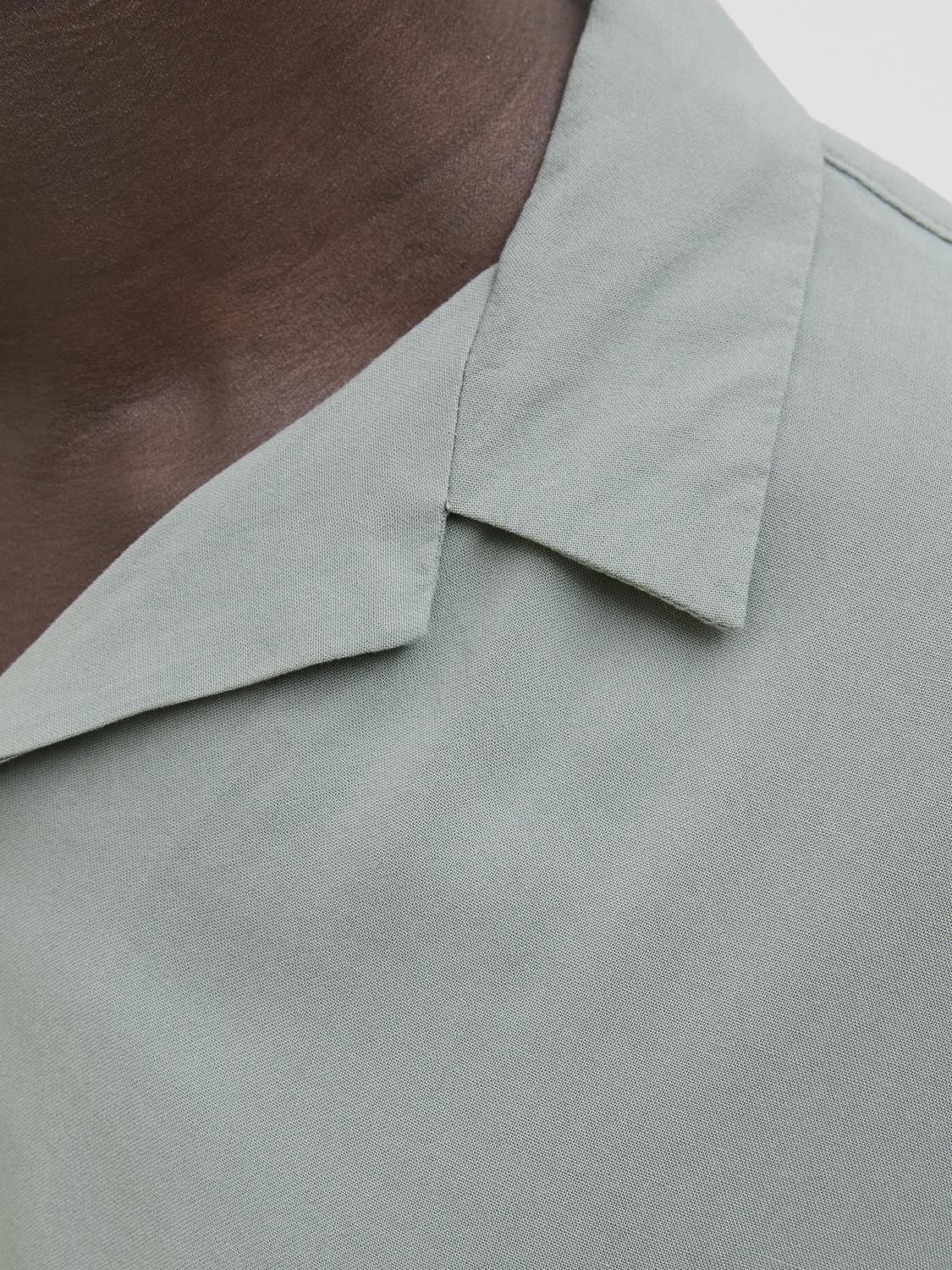 model_shot-detail