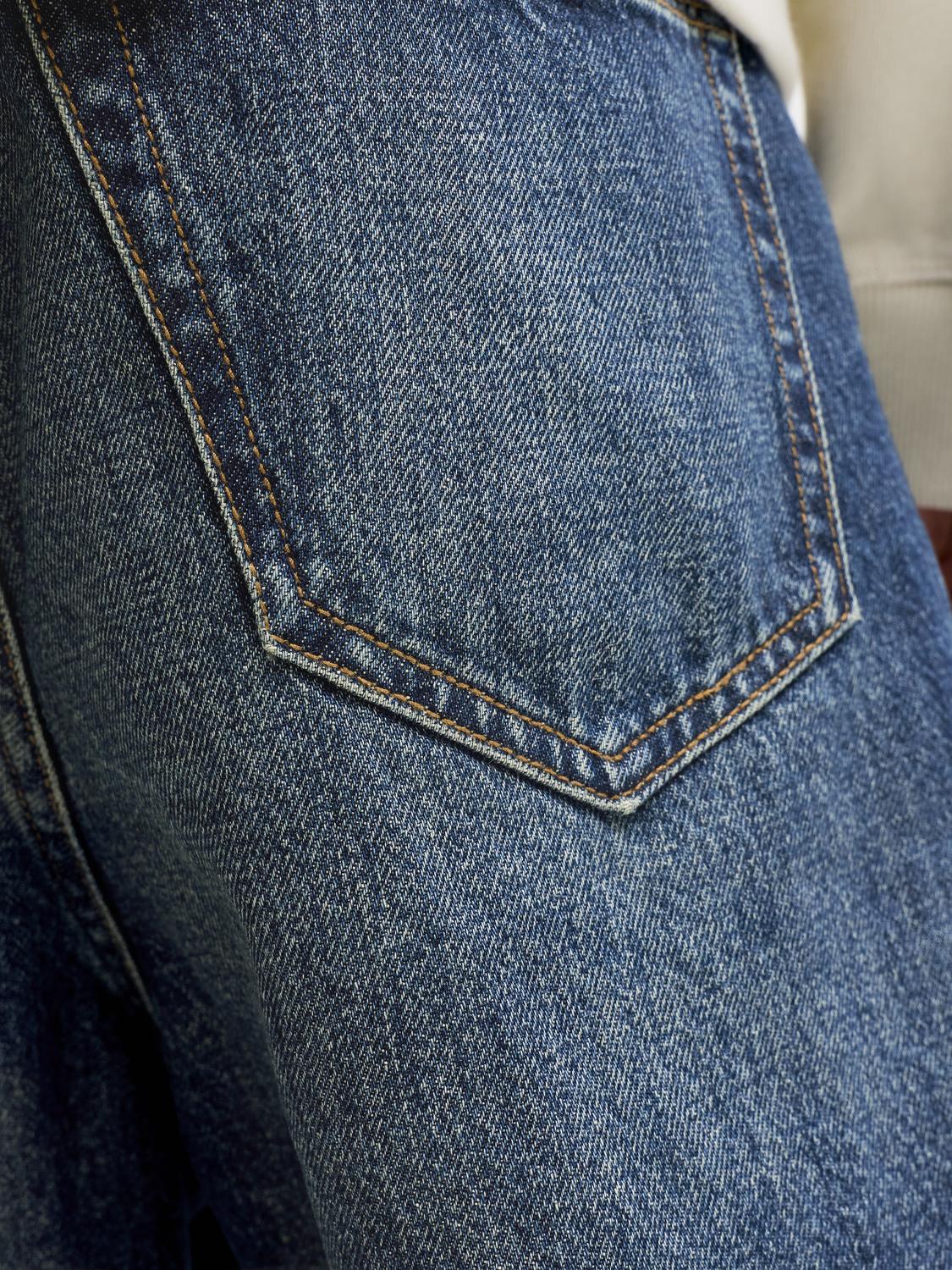 model_shot-detail