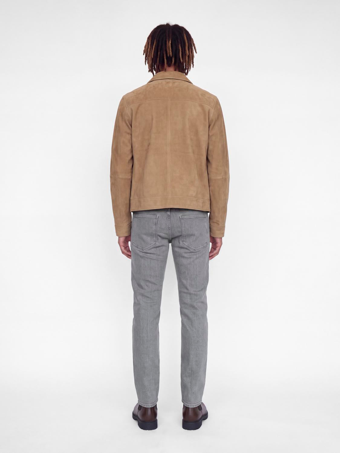 model_shot-back