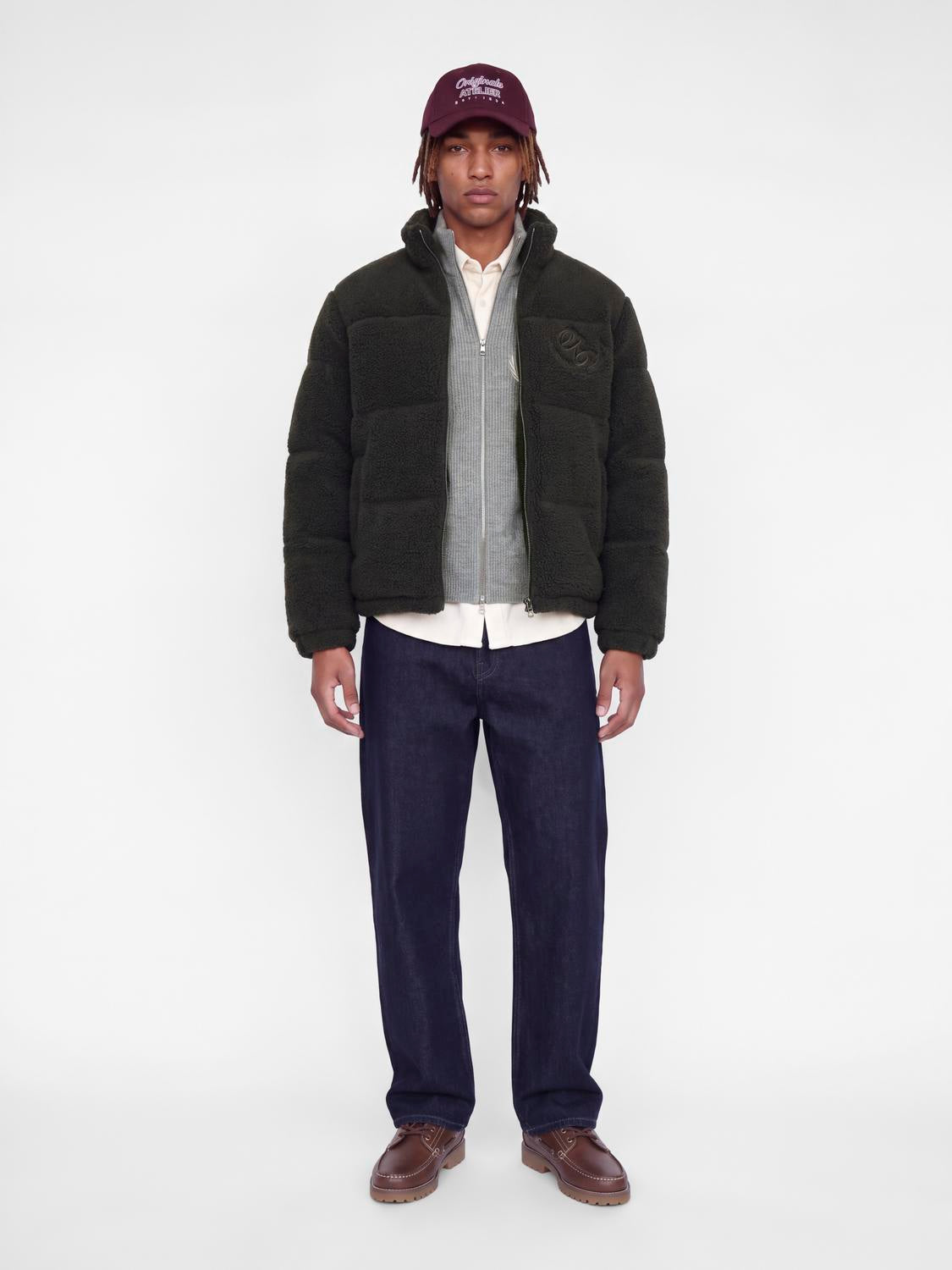 model_shot-front_full
