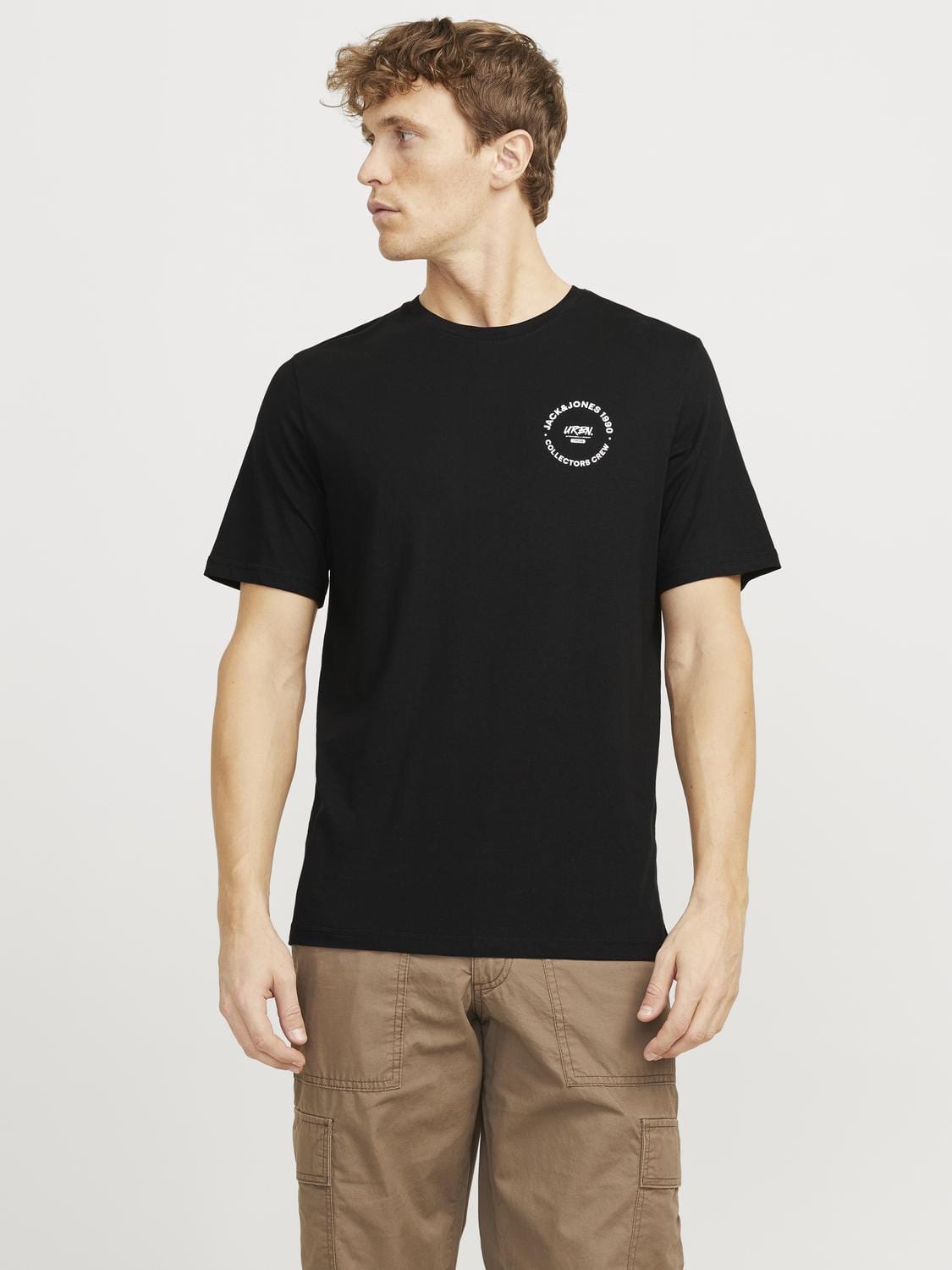 model_shot-front