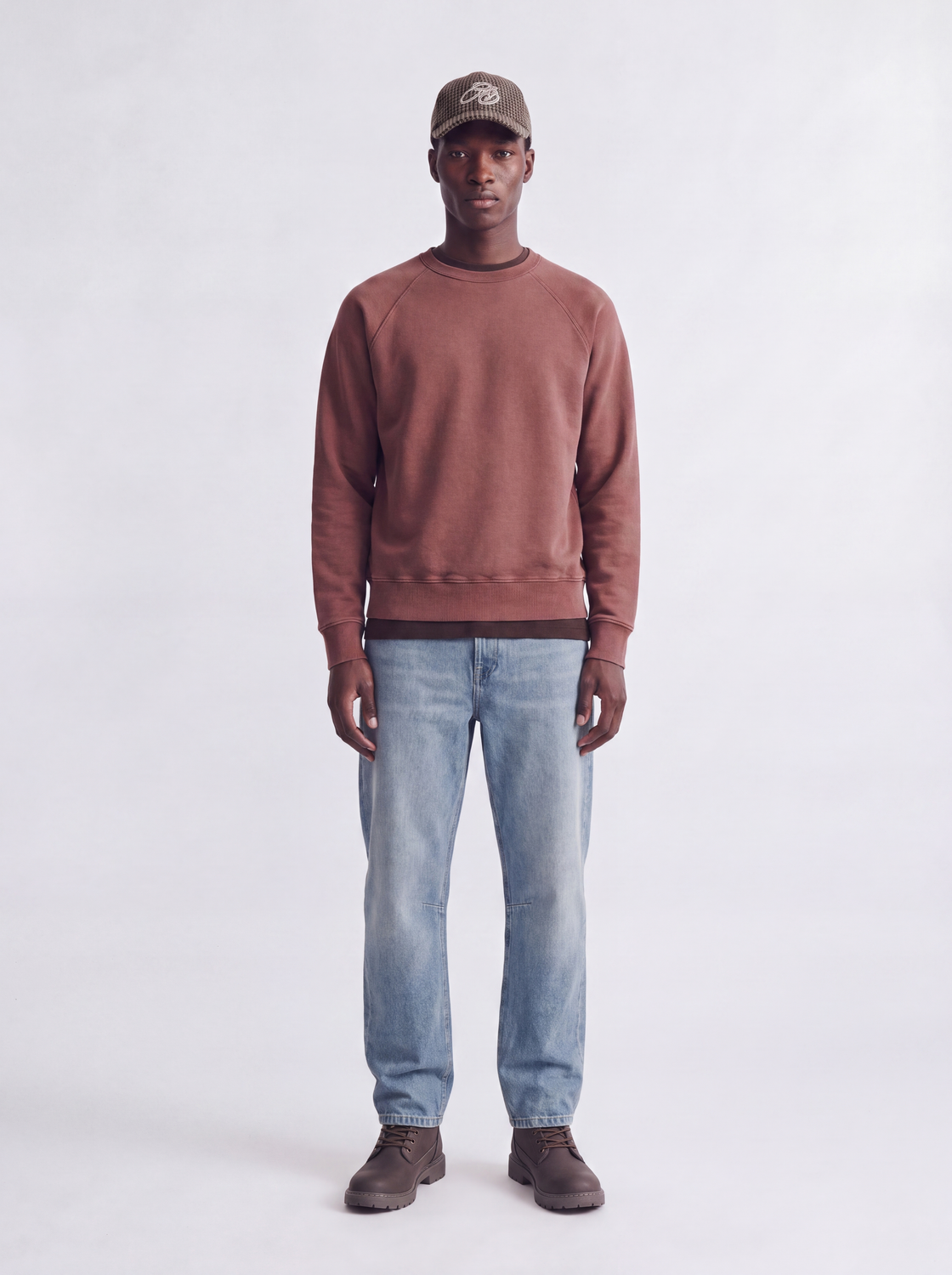 model_shot-front_full