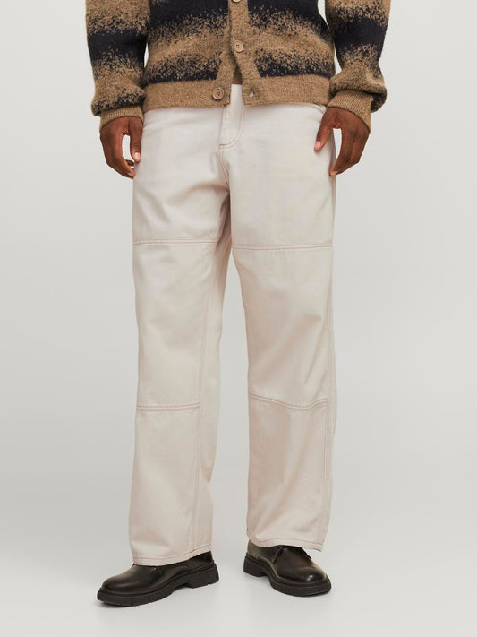model_shot-front