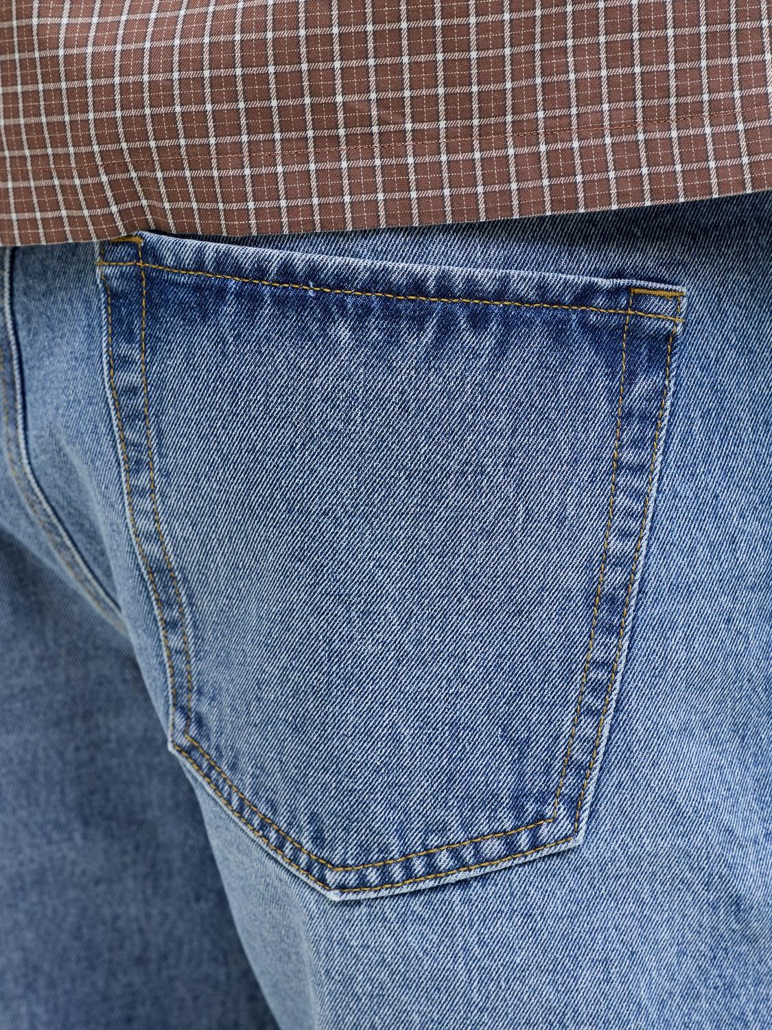 model_shot-detail