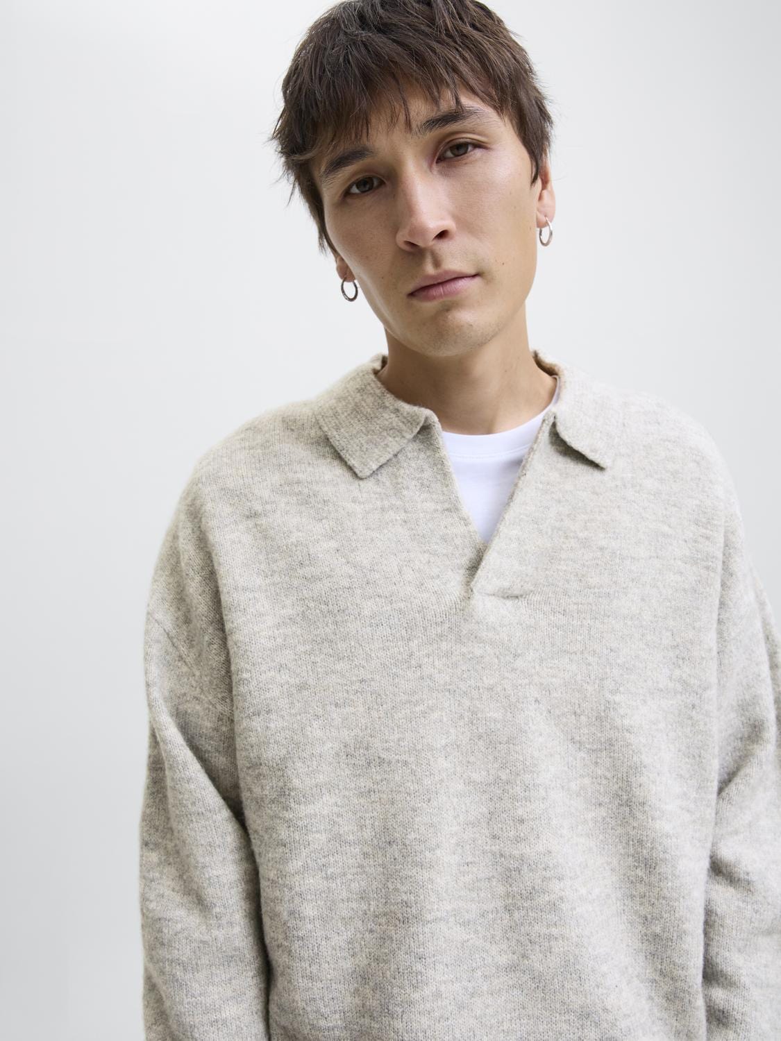 model_shot-creative