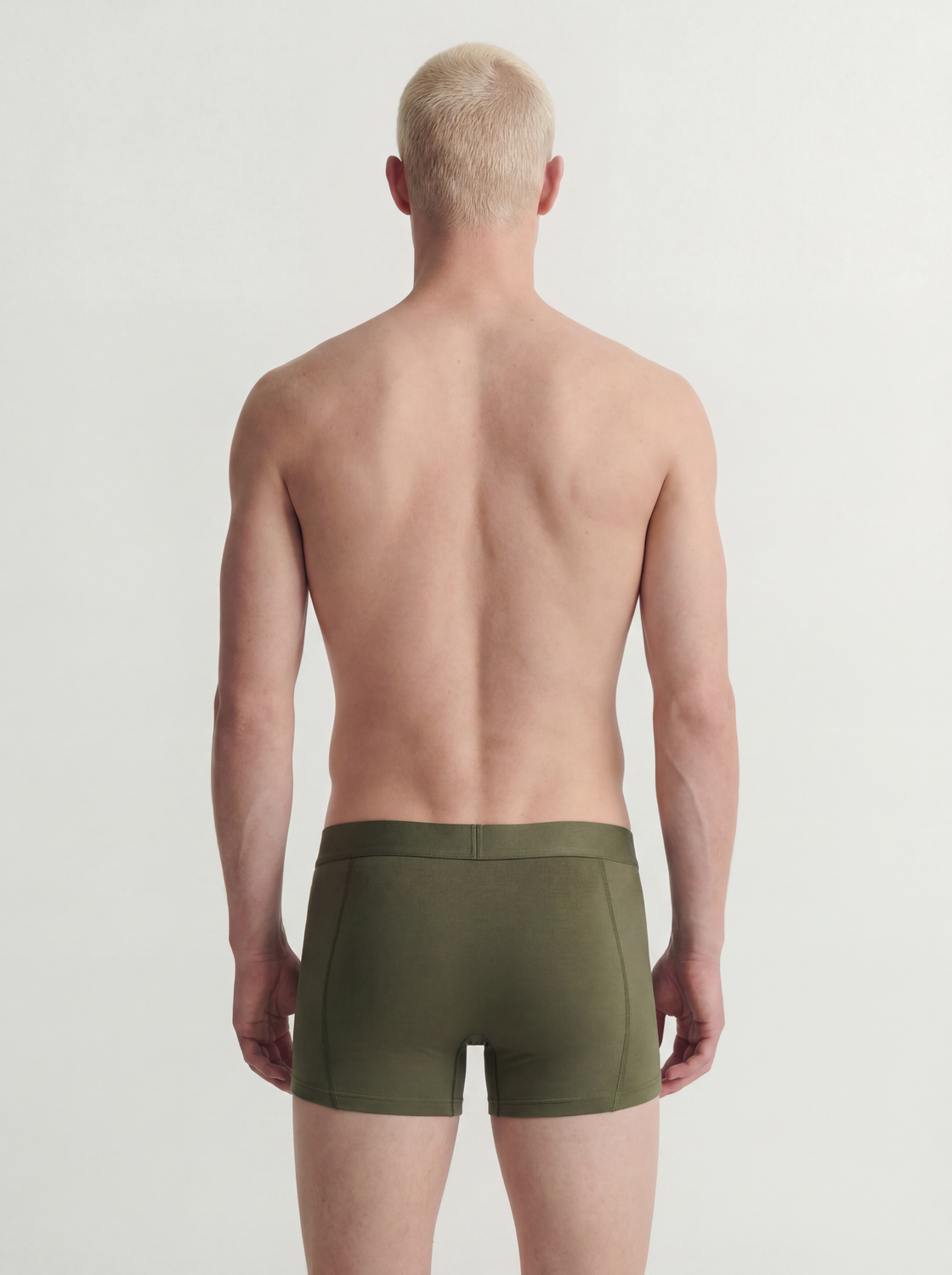 model_shot-back