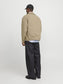 model_shot-back
