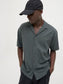 model_shot-creative