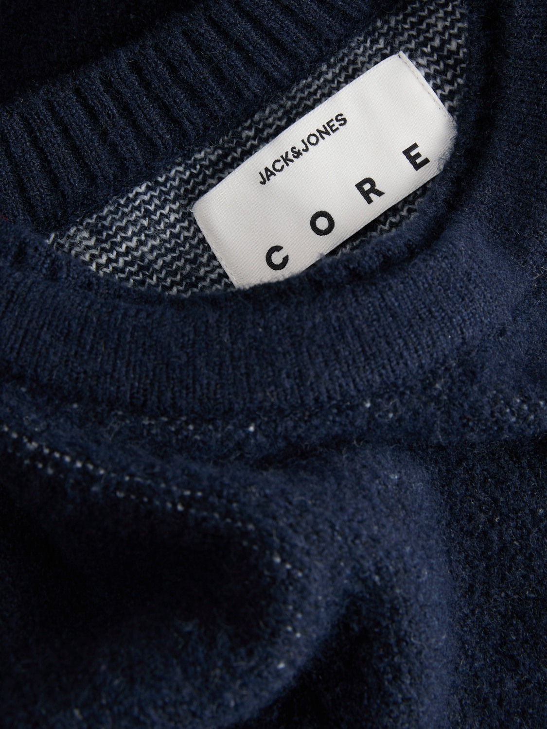 model_shot-detail