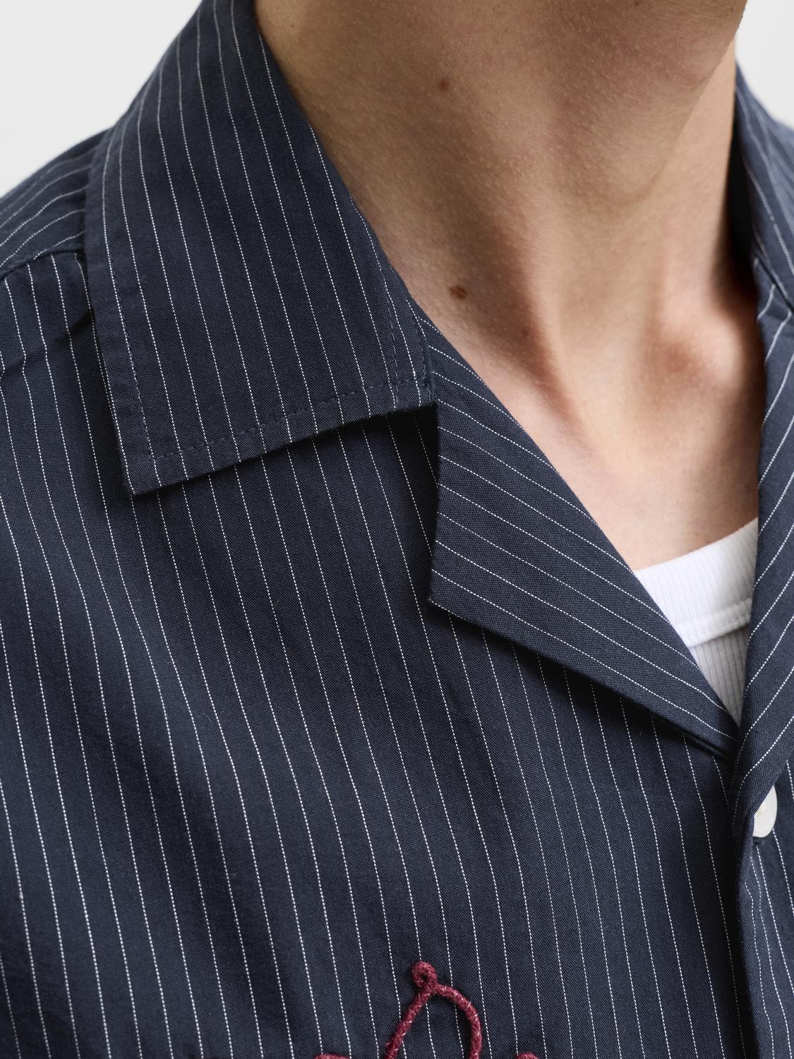 model_shot-detail