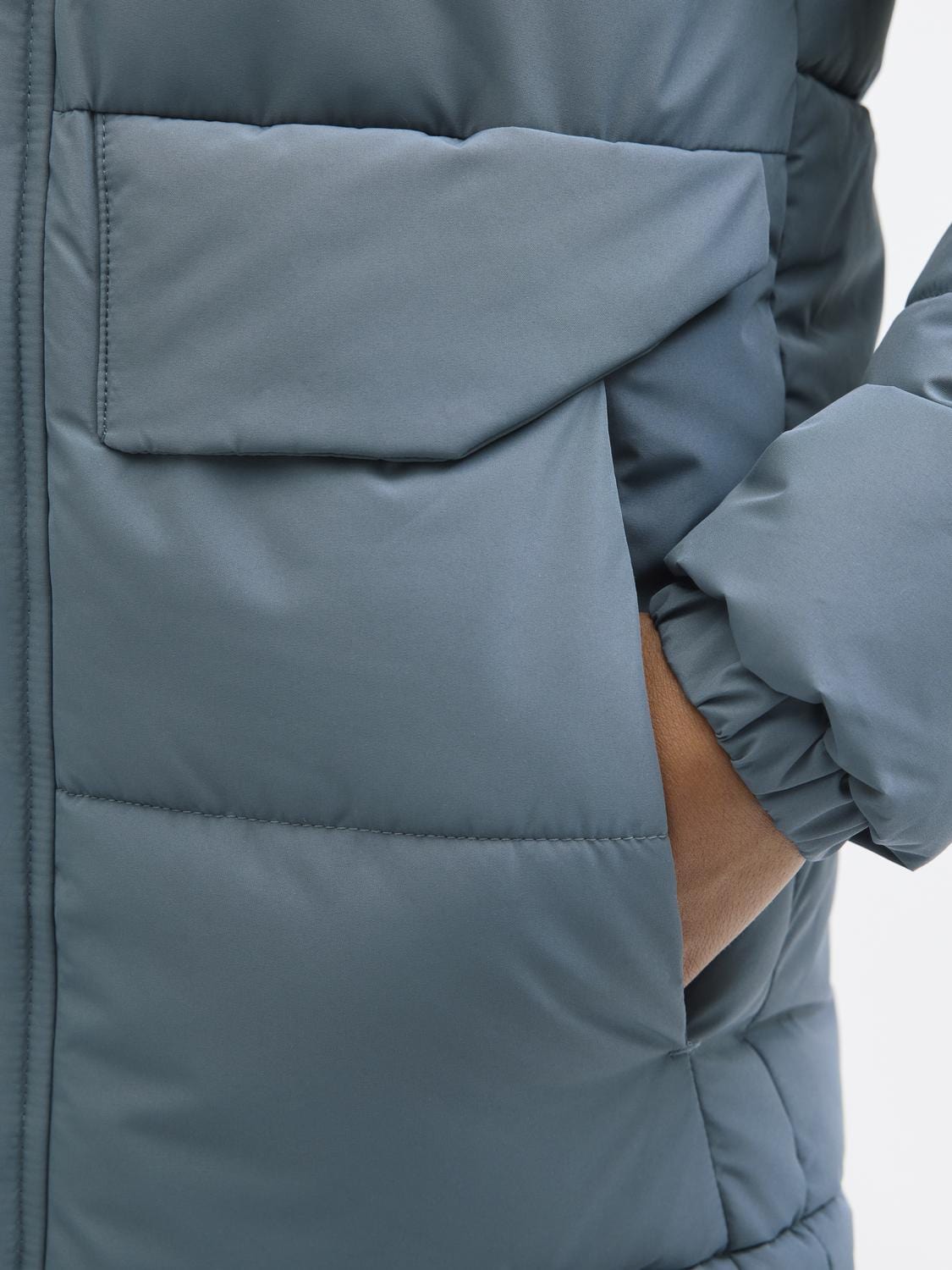 model_shot-detail
