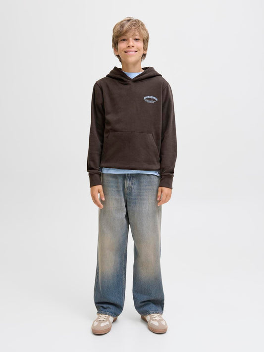 model_shot-front_full