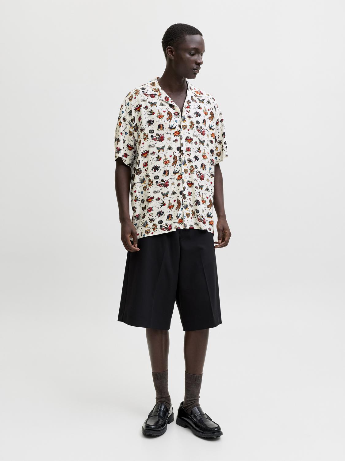 model_shot-front_full