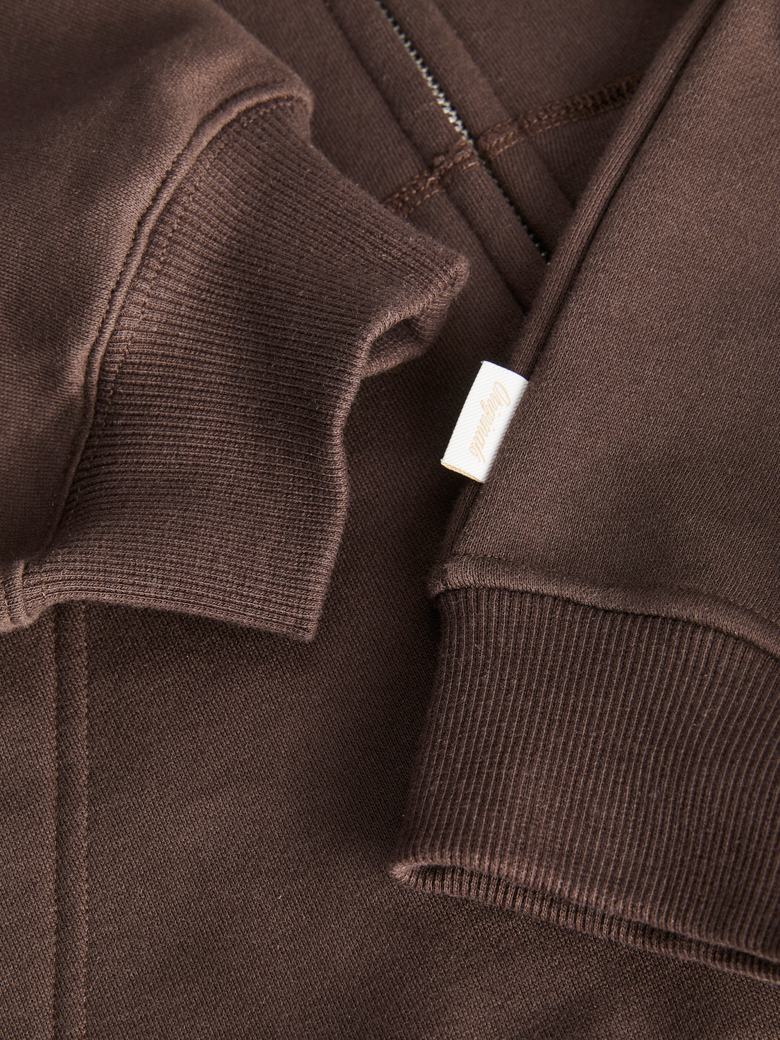 model_shot-detail