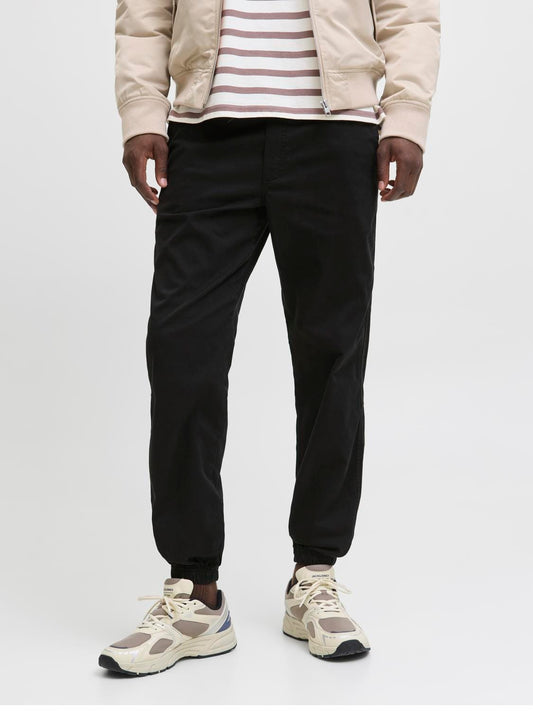 model_shot-front