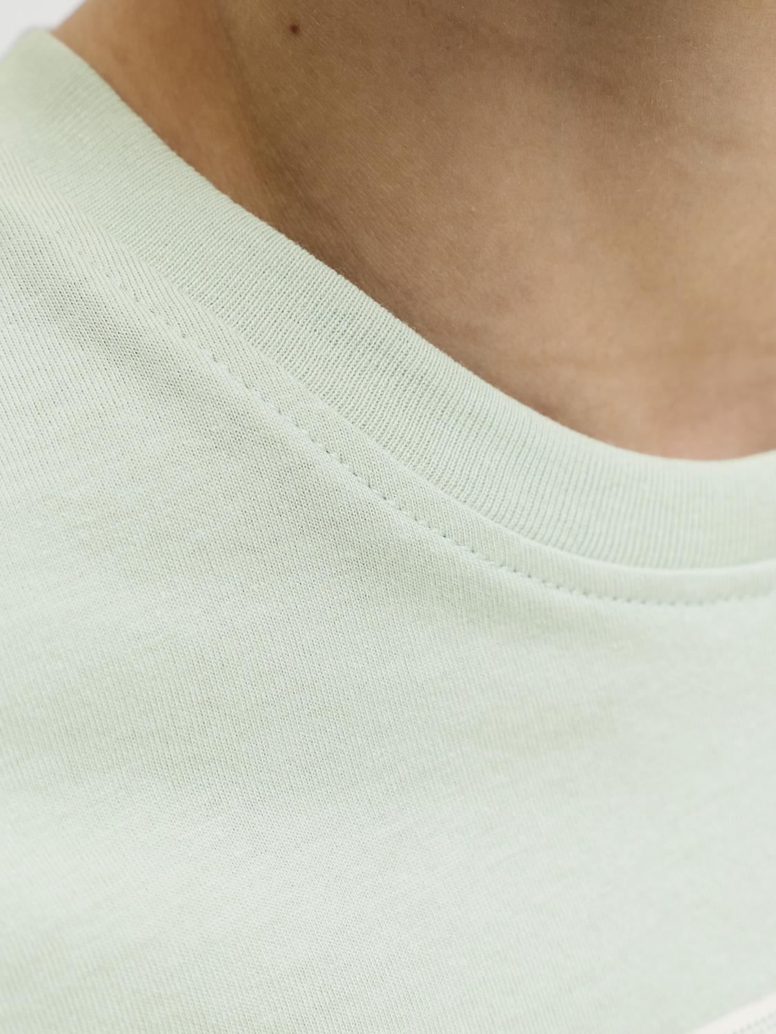 model_shot-detail