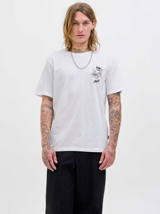 model_shot-front