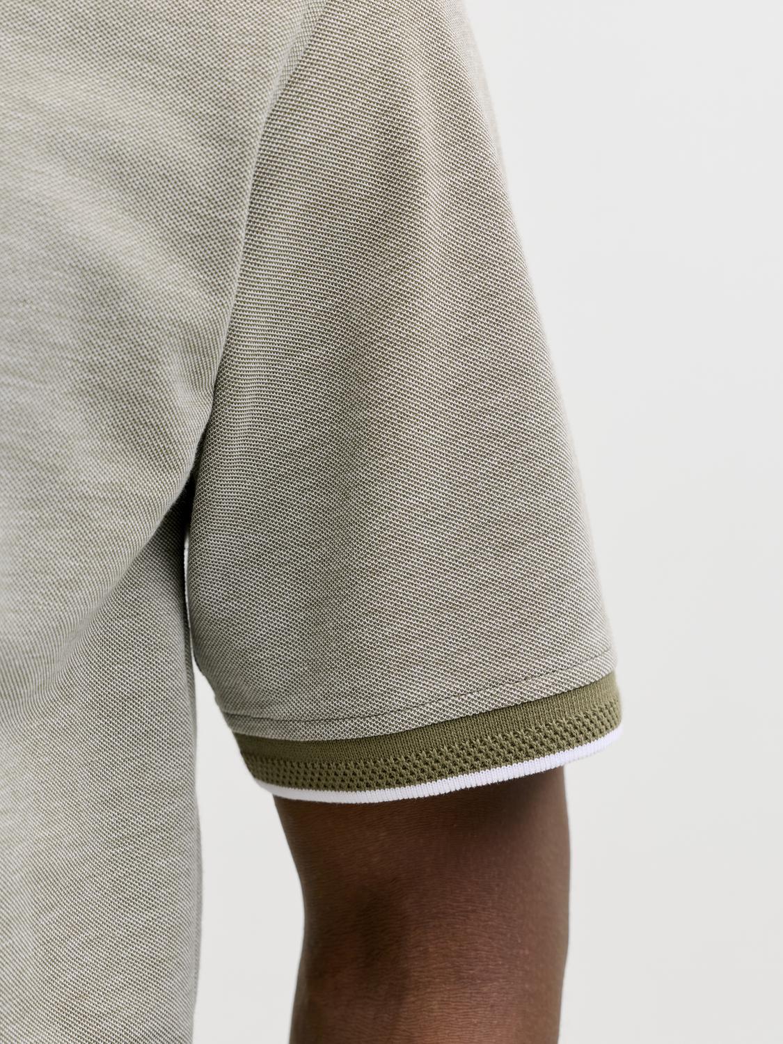 model_shot-detail