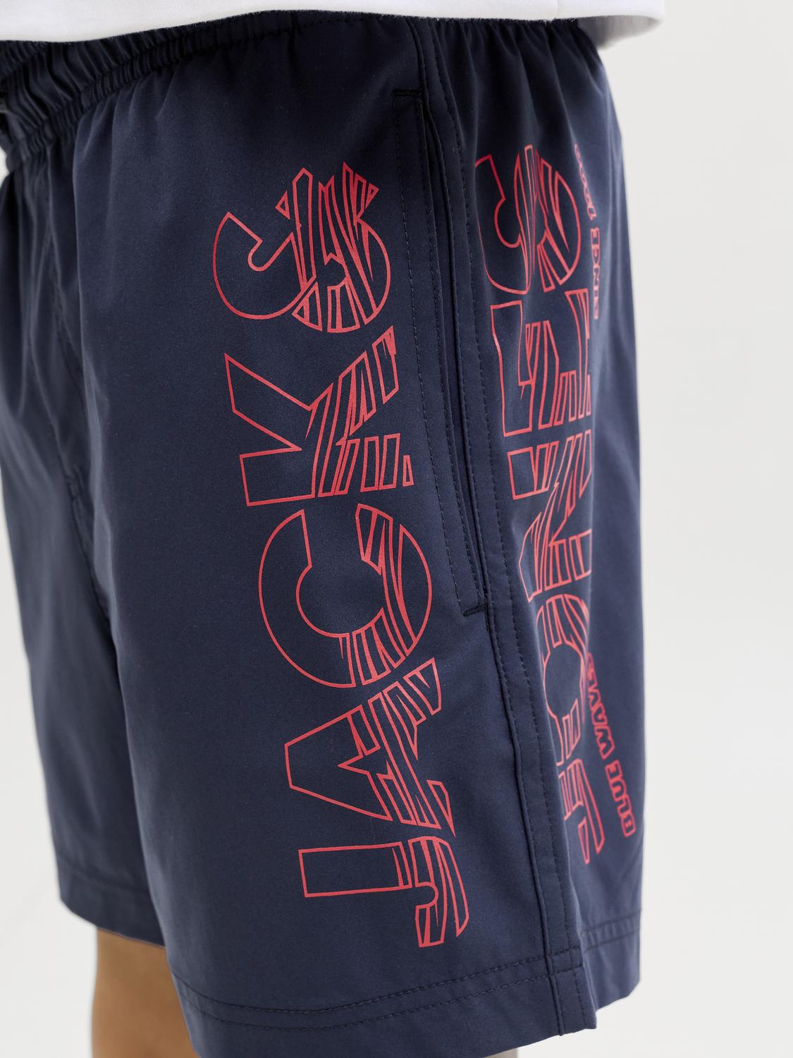model_shot-detail