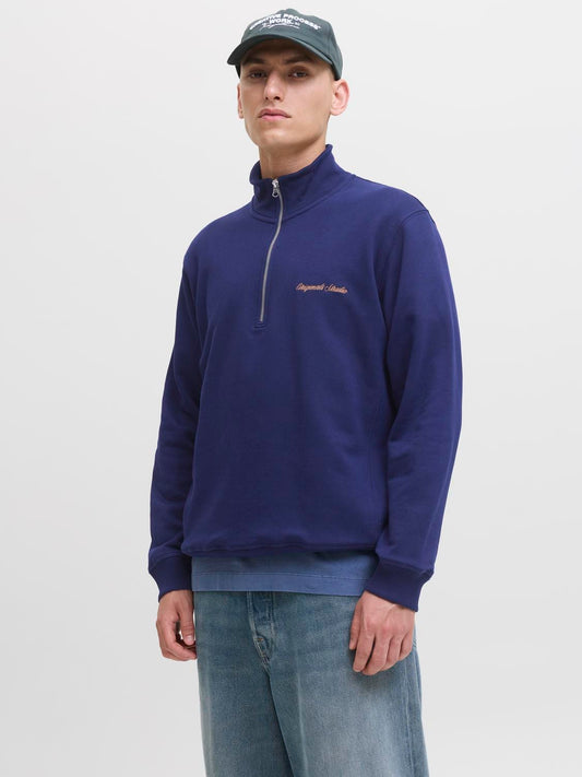 model_shot-front