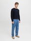 model_shot-front_full