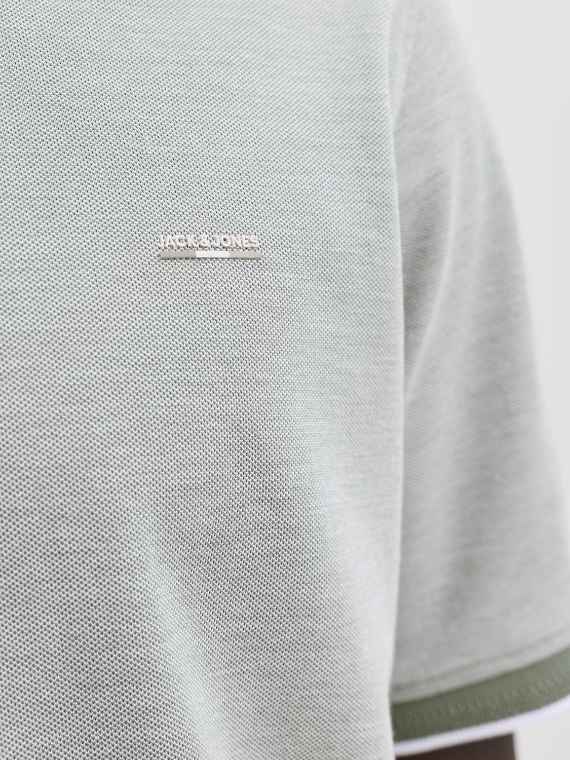 model_shot-detail