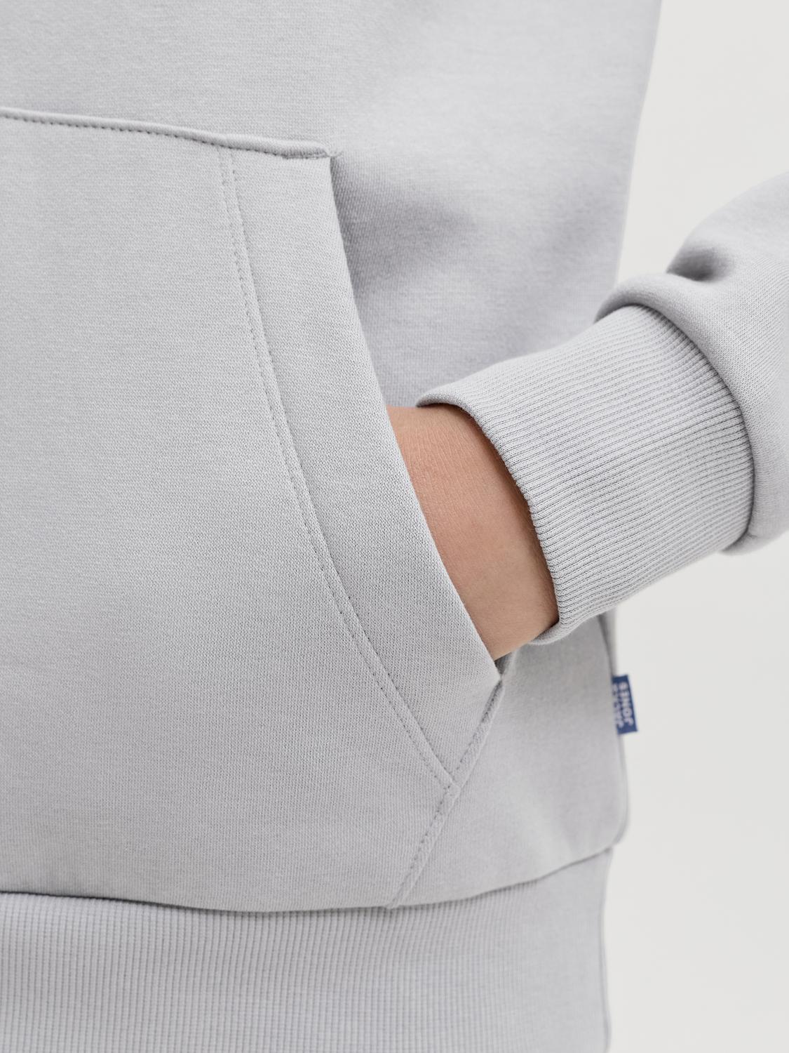 model_shot-detail