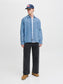 model_shot-front_full