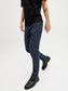 model_shot-creative