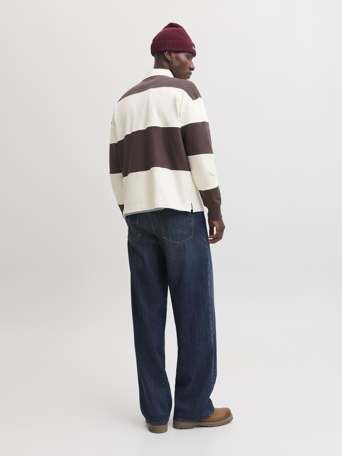 model_shot-back