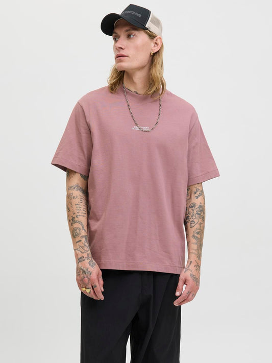 model_shot-front