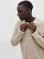 model_shot-creative