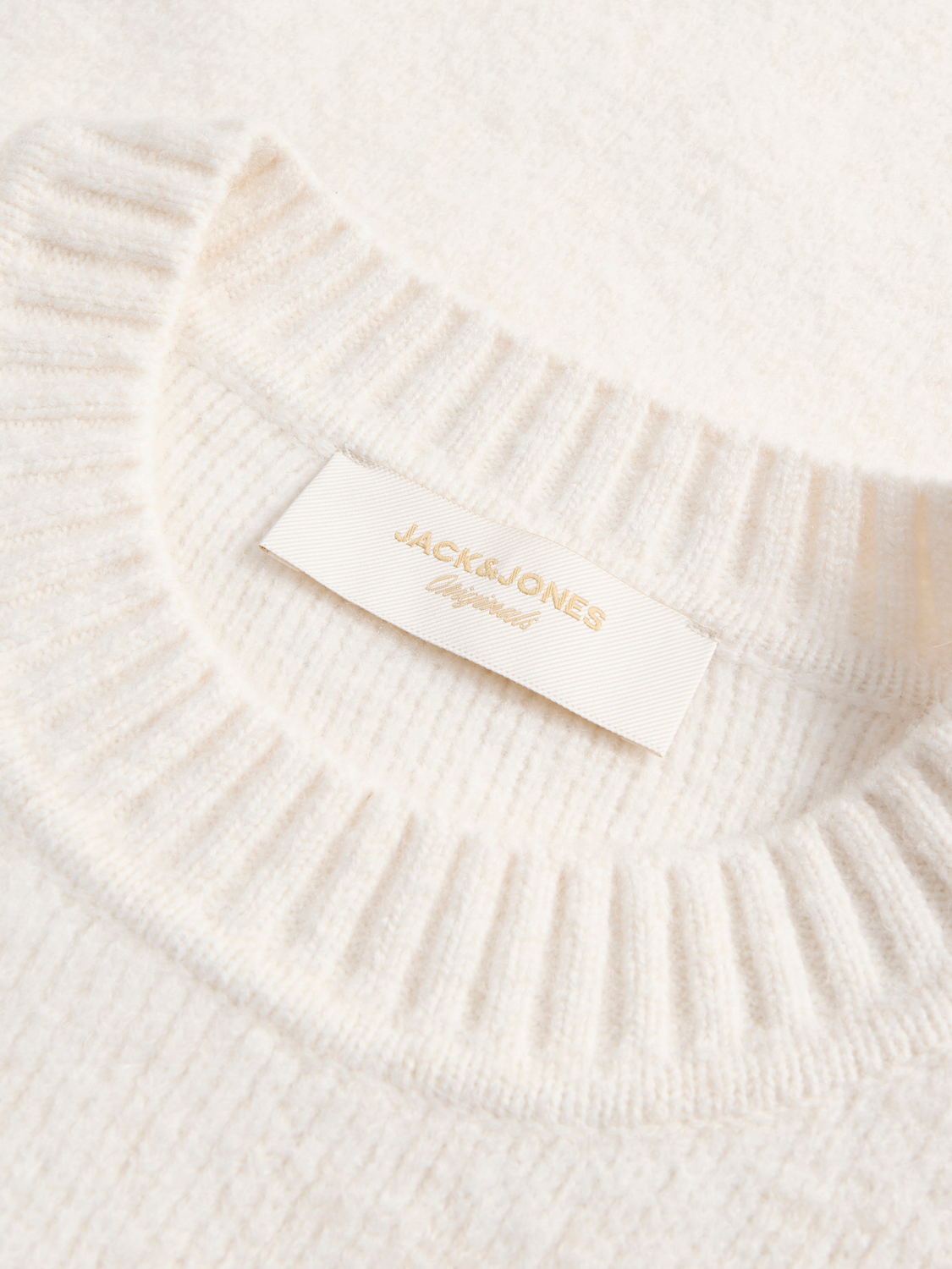 model_shot-detail