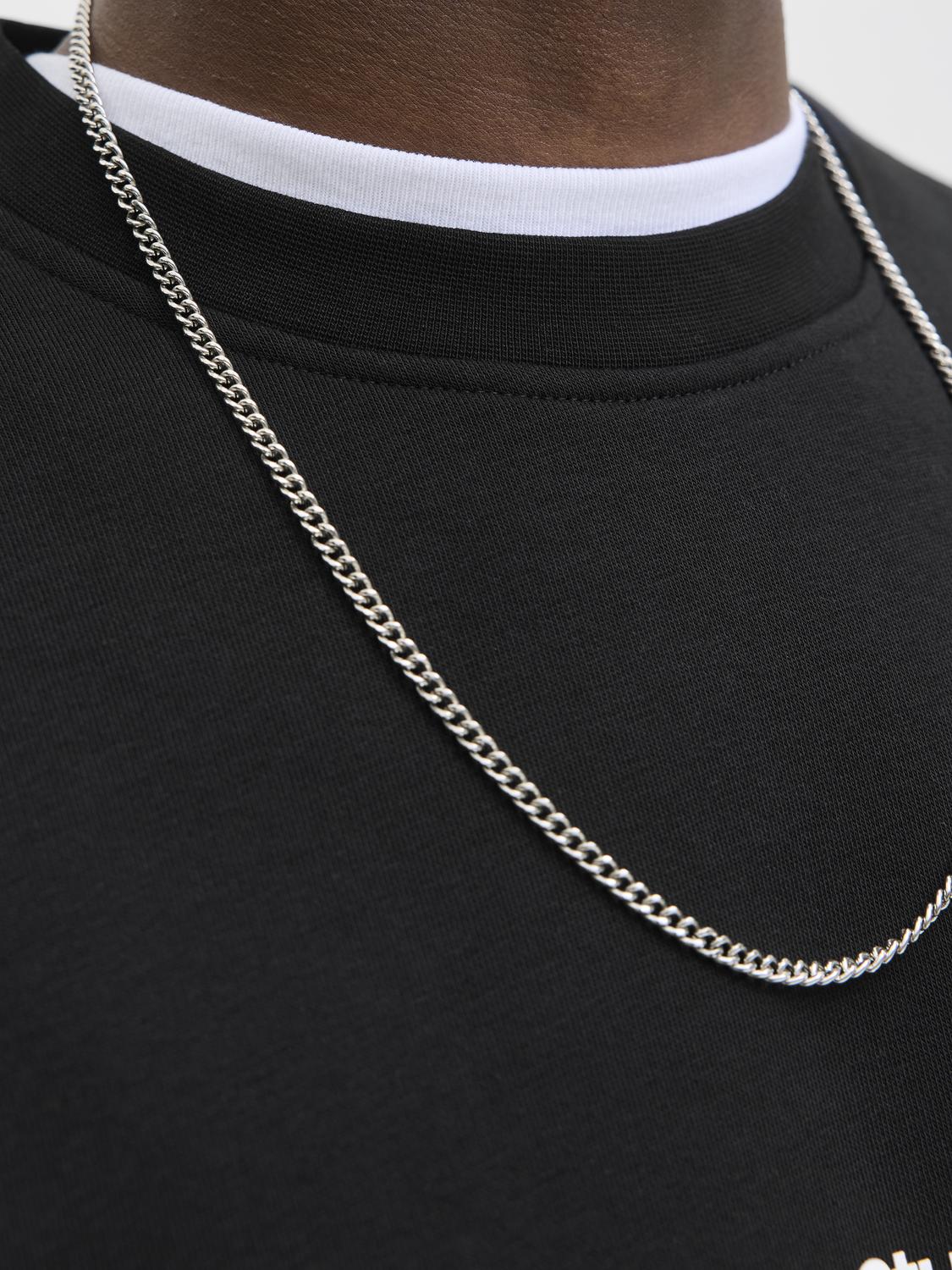 model_shot-detail