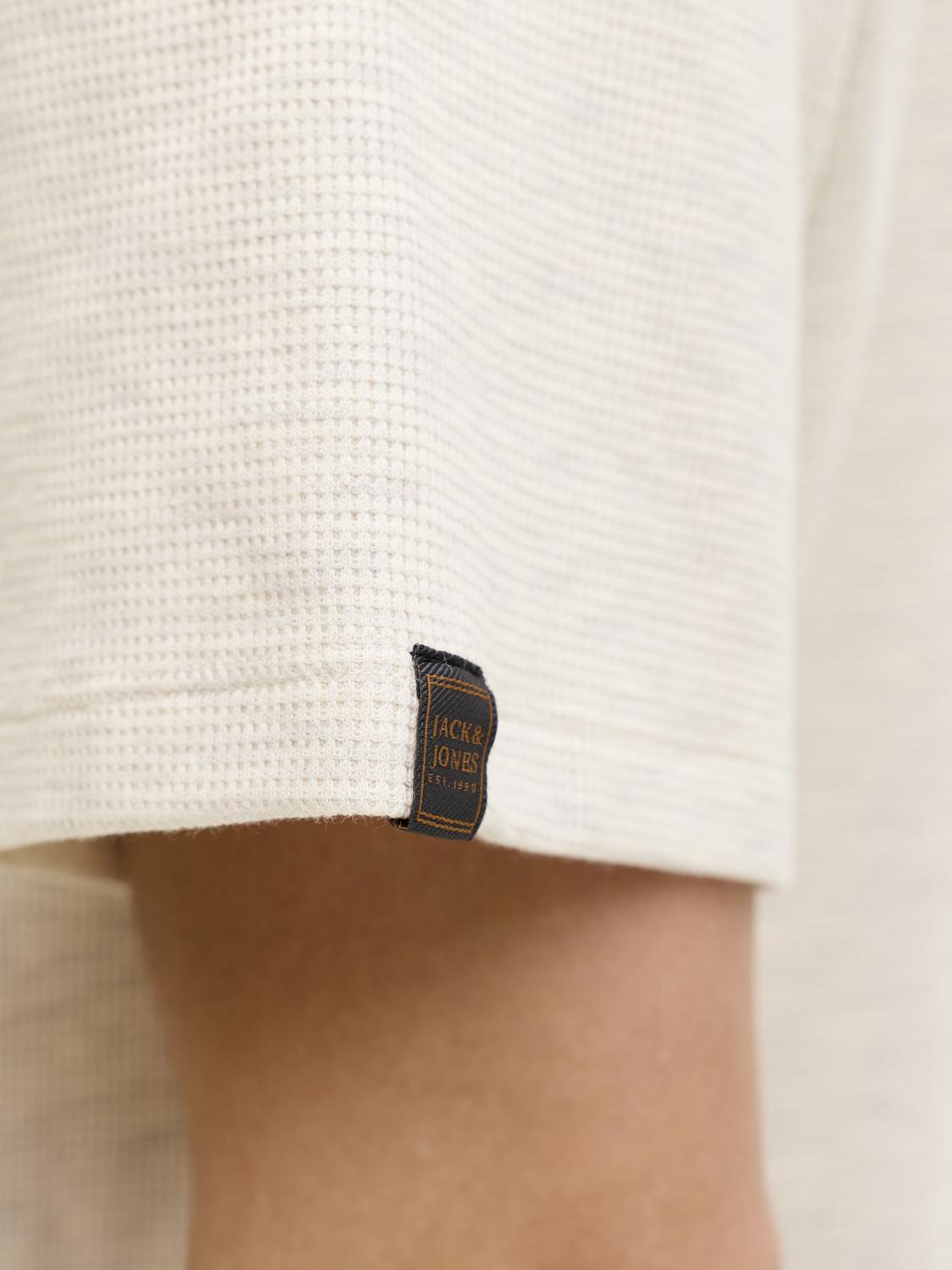 model_shot-detail