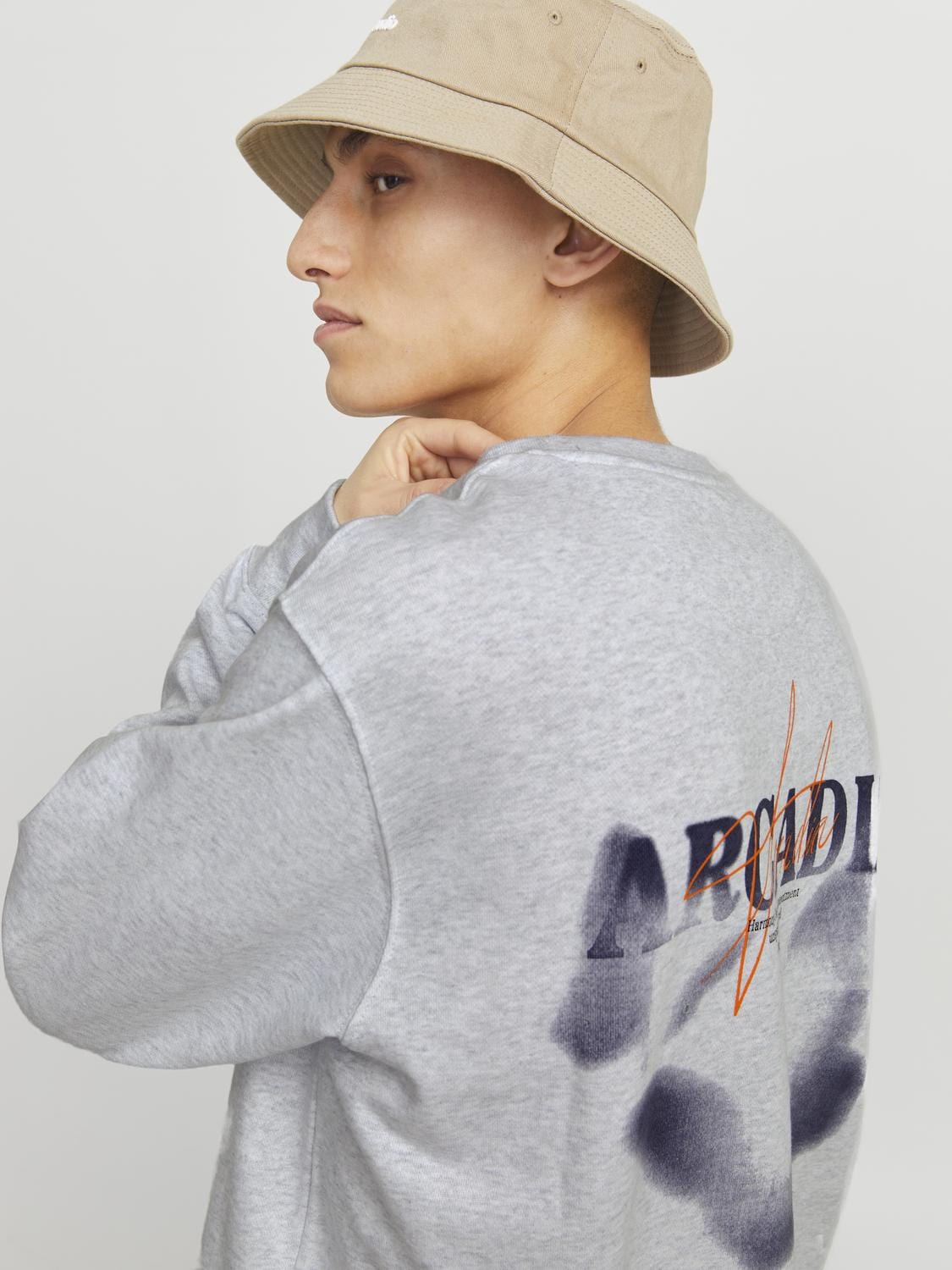 Cliente joven sudaderas