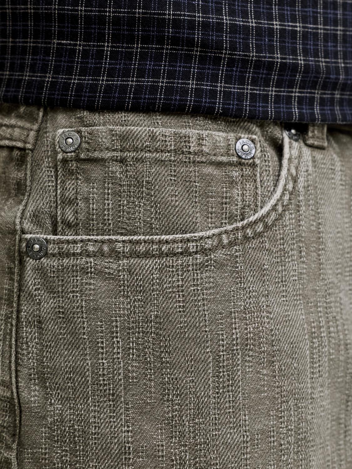 model_shot-detail