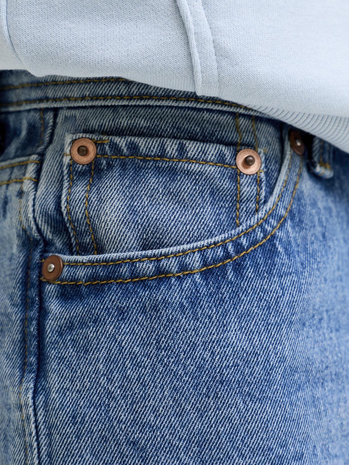 model_shot-detail