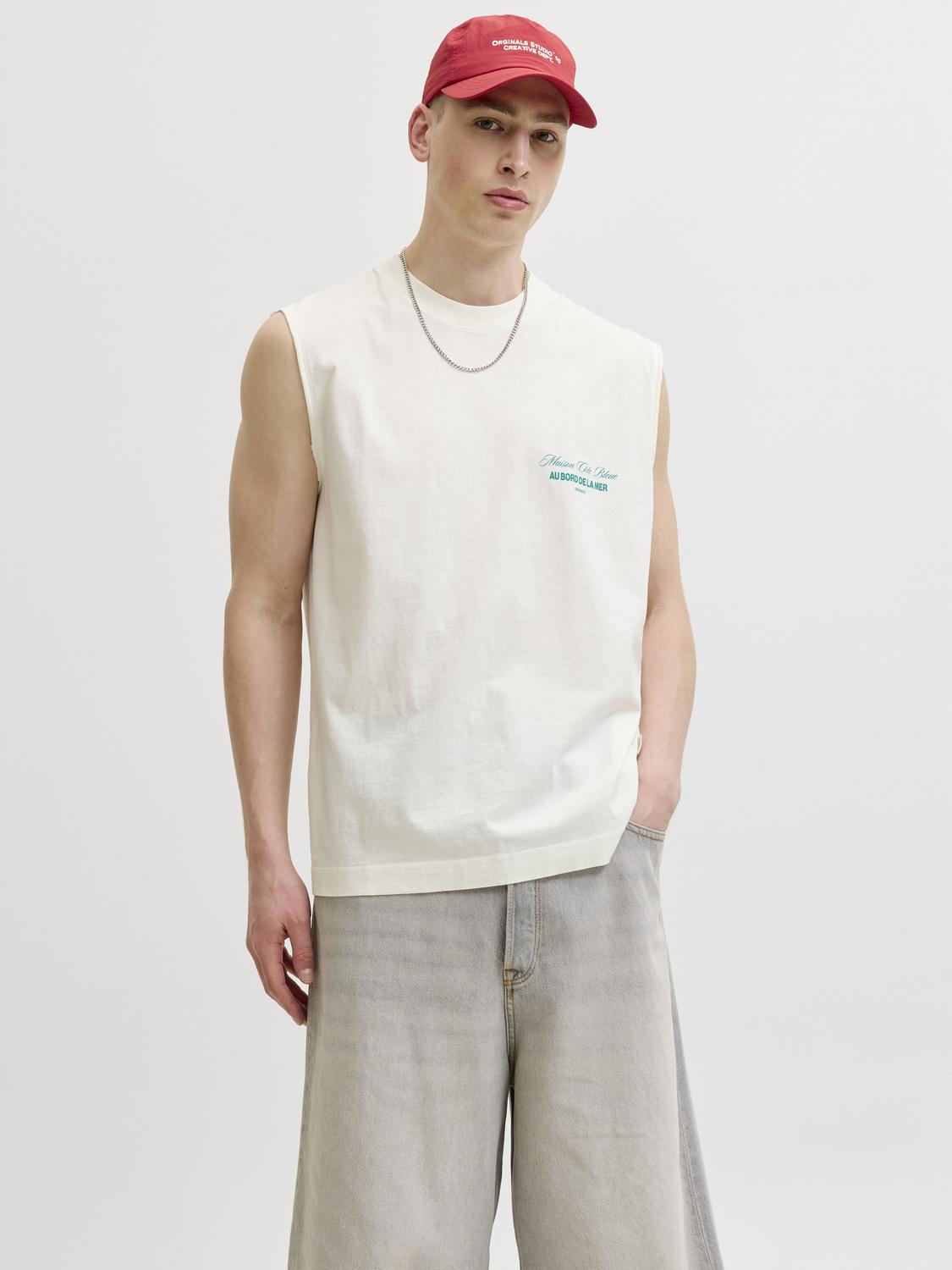 model_shot-front
