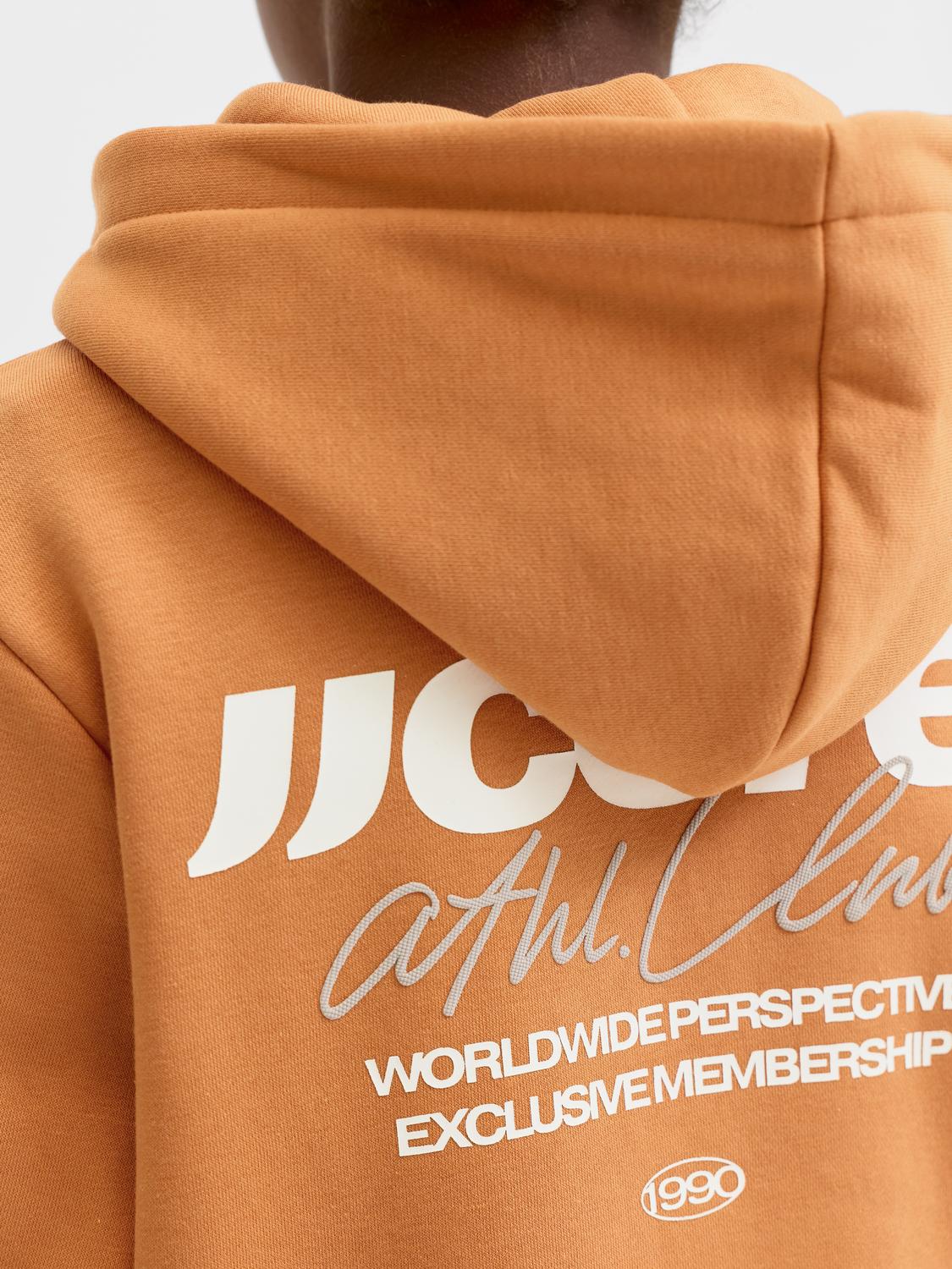 model_shot-detail