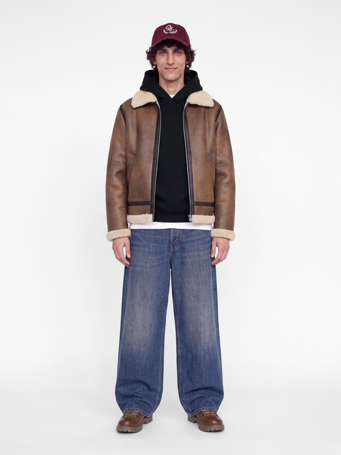 model_shot-front_full