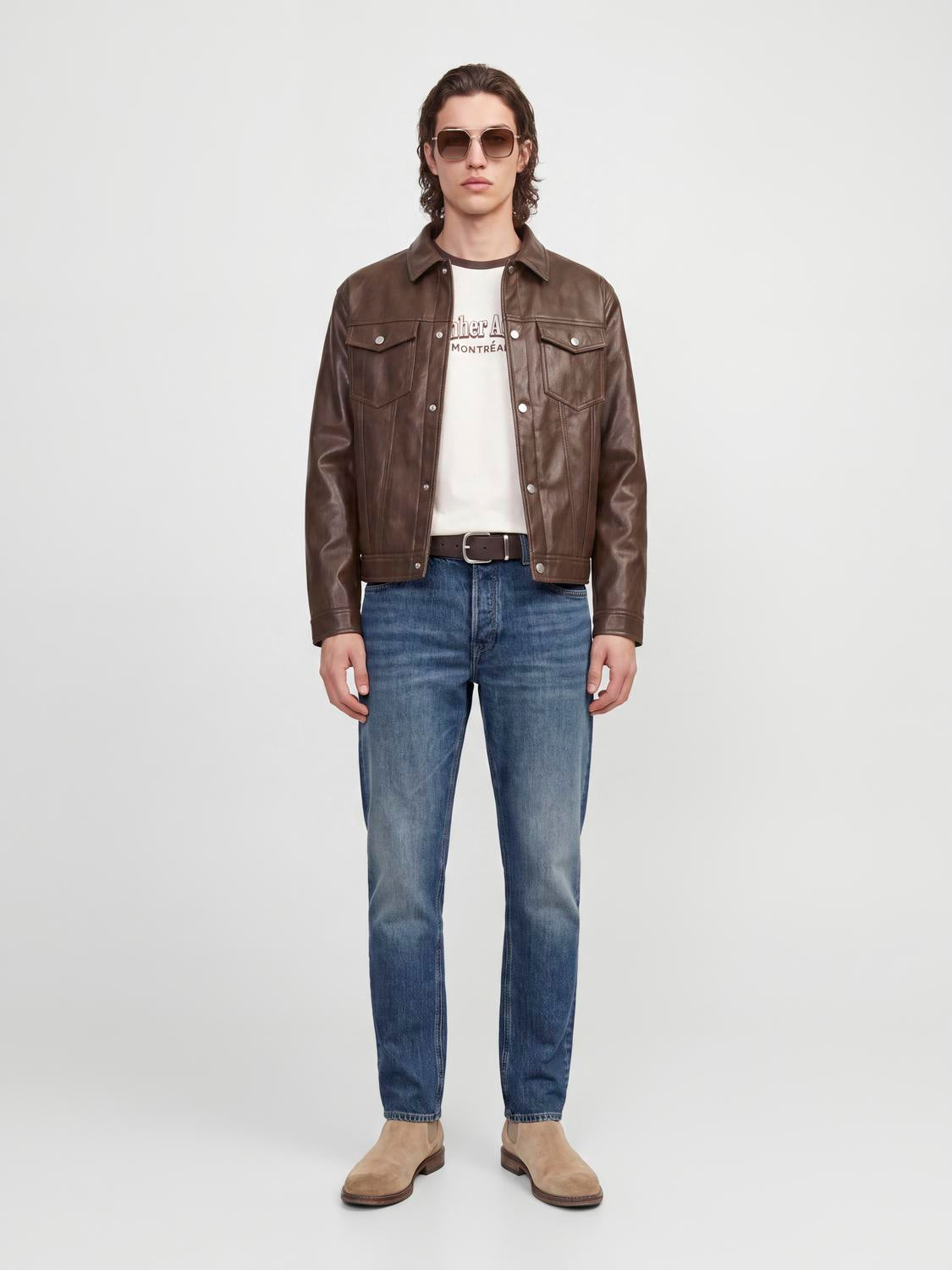 model_shot-front_full