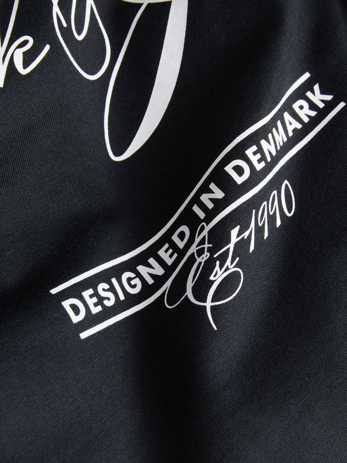 model_shot-detail