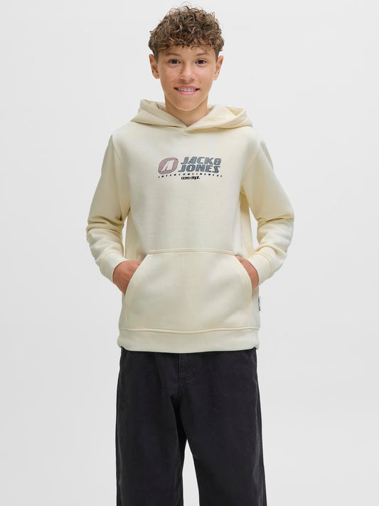 model_shot-front