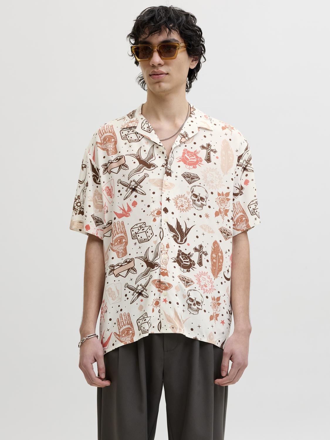 model_shot-front