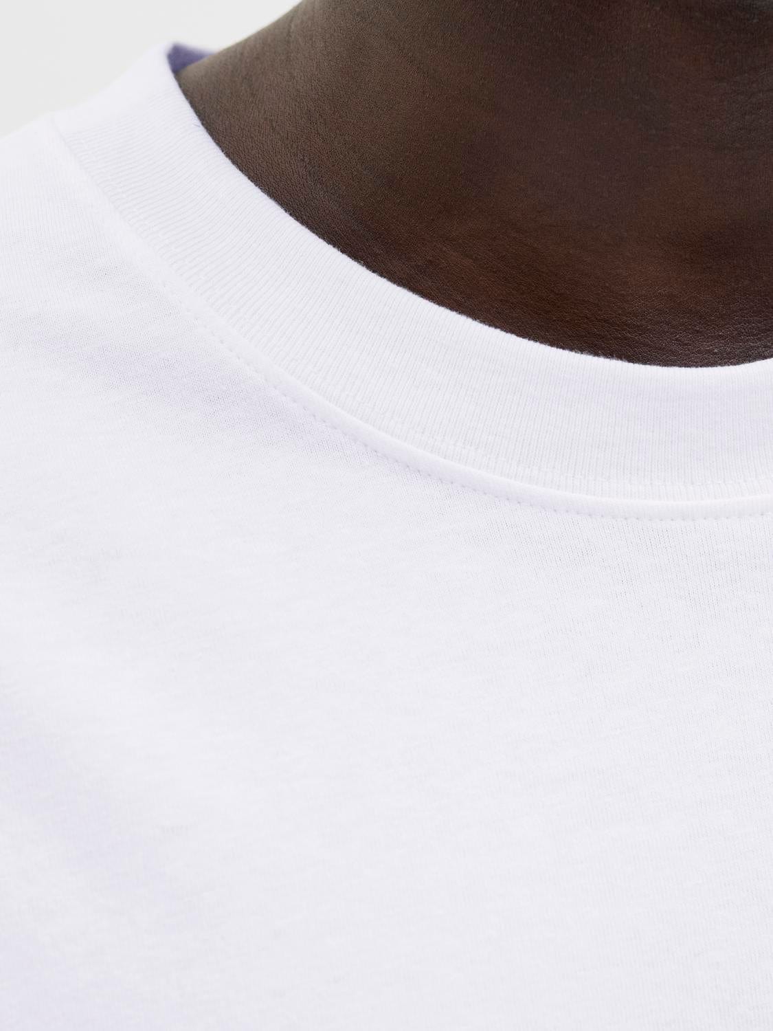 model_shot-detail