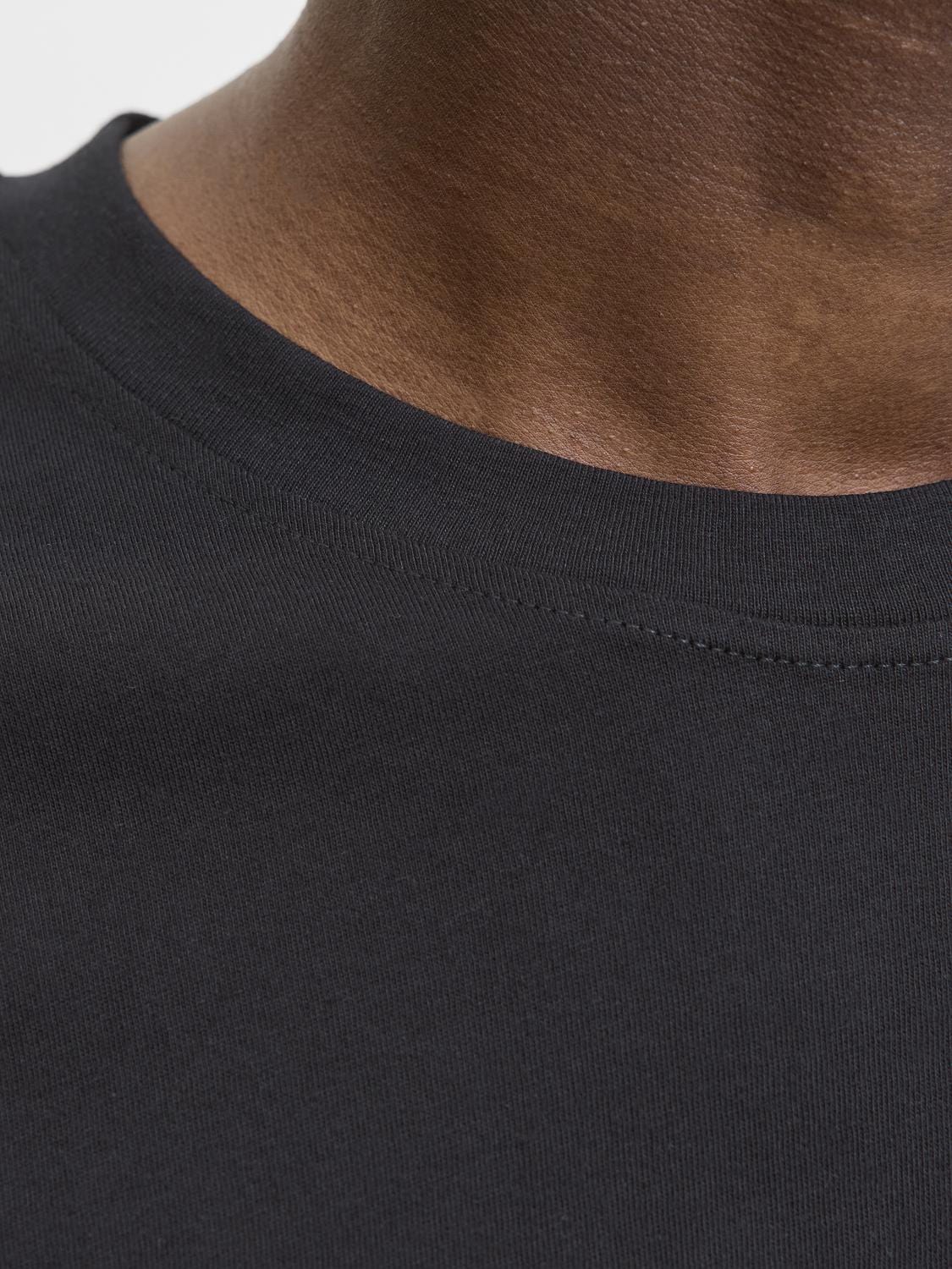 model_shot-detail