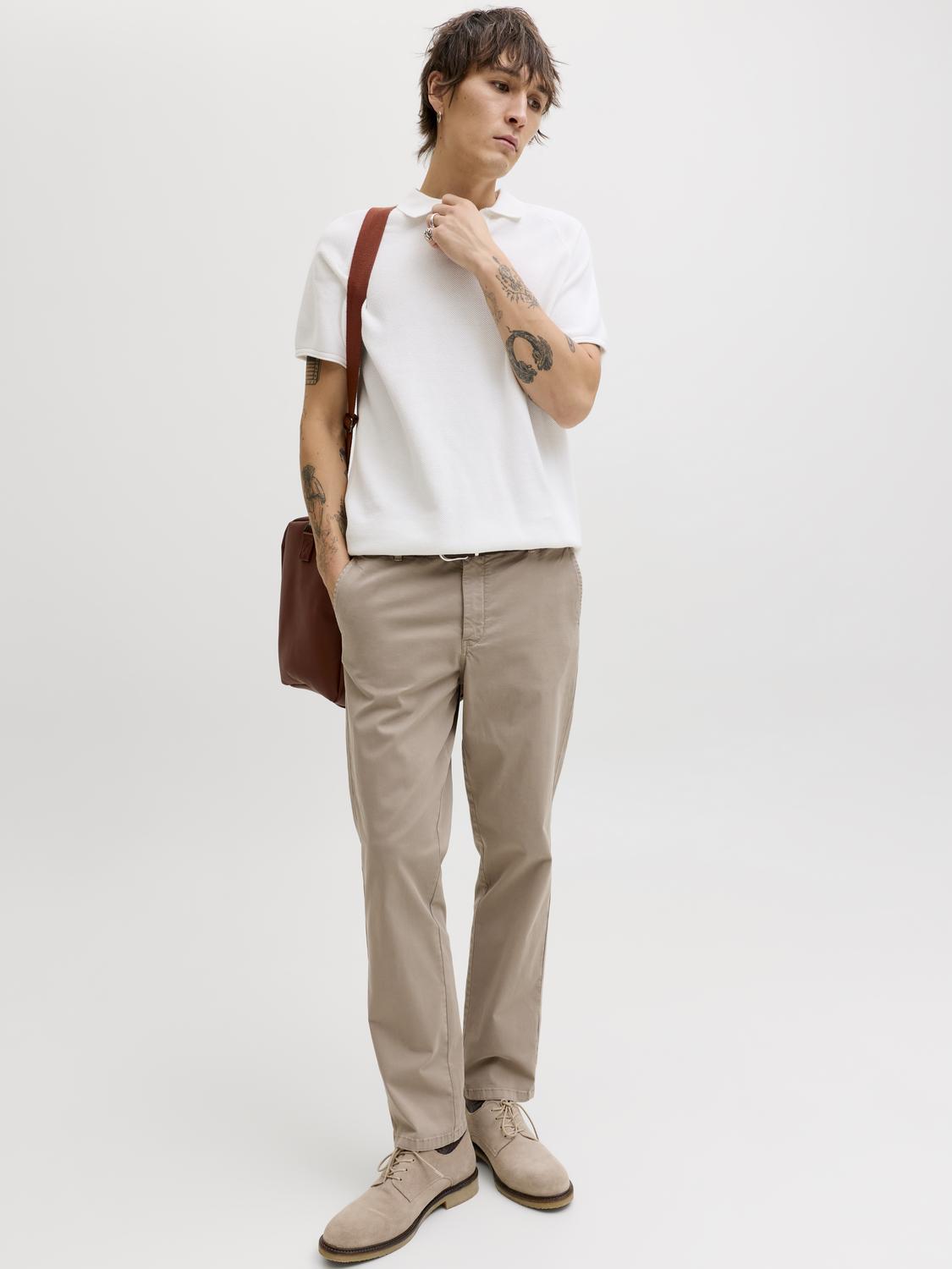 model_shot-creative