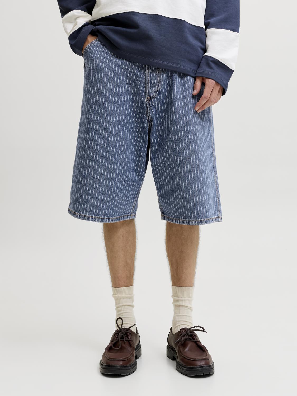 model_shot-front